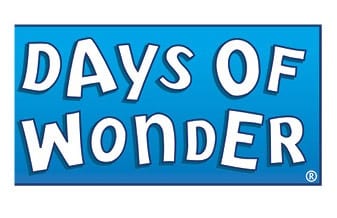 Blau-weißer Schriftzug „DAYS OF WONDER“ als Logo mit markantem Rahmen und ®-Zeichen, klar lesbar vor hellem Hintergrund.